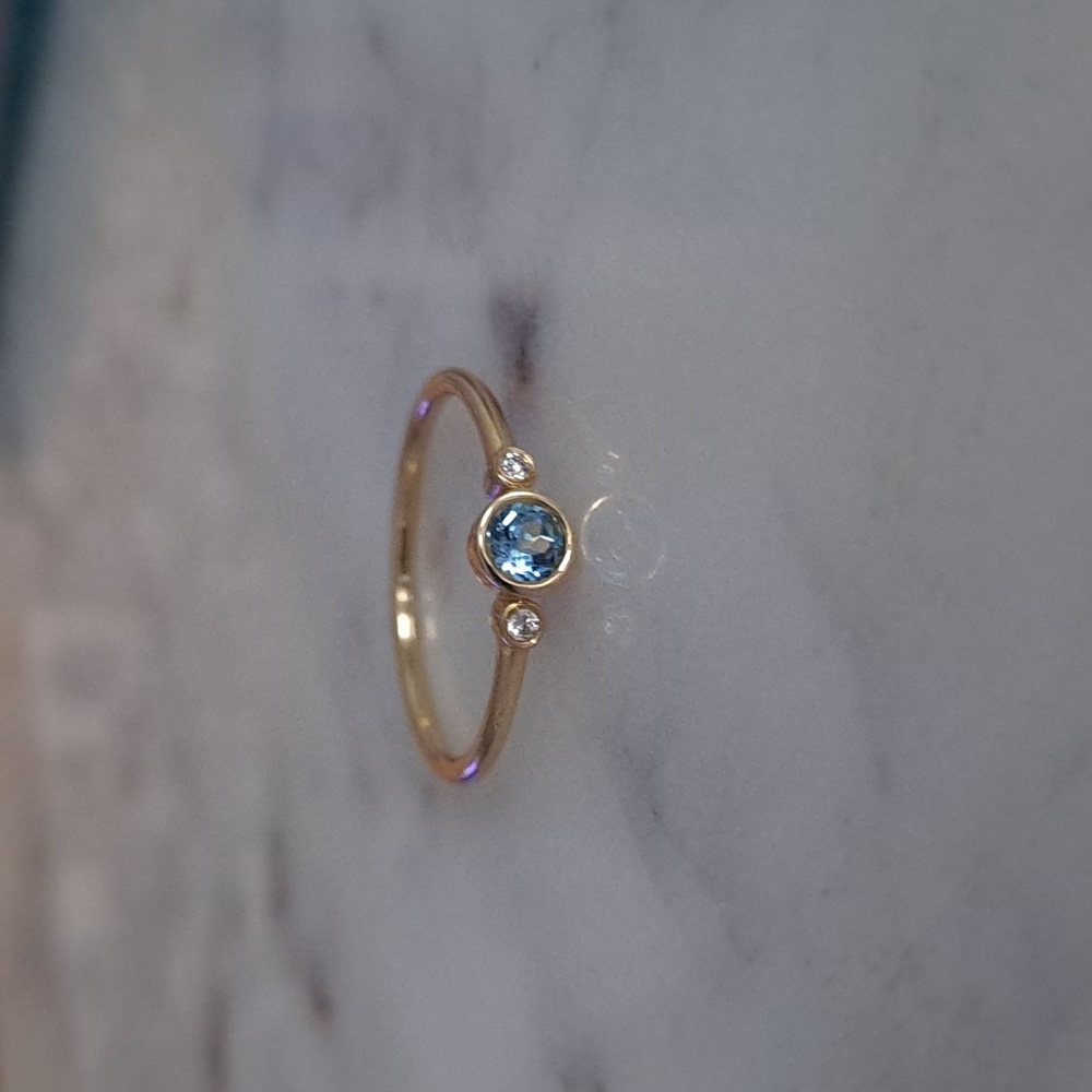 14K gold Meira T ring